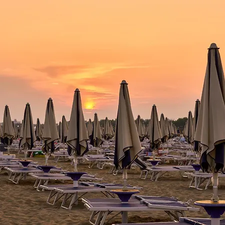 Spacious With Sea View - Beahost * Bibione