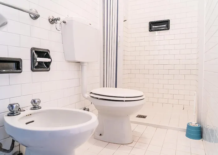 Spacious With Sea View - Beahost